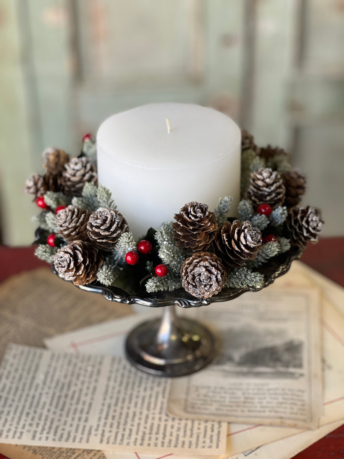 Icy Berries & Cone Candle Ring | 4"