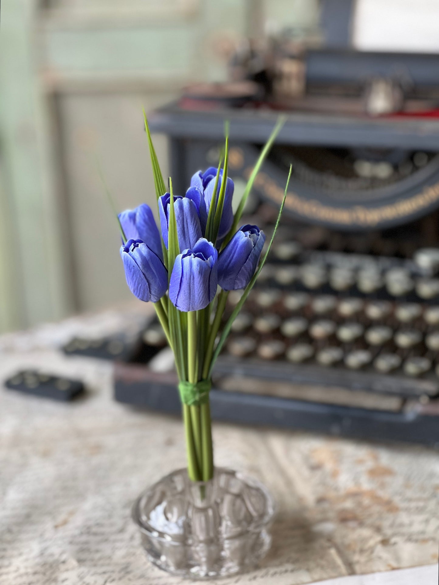 Blue tulip bundle