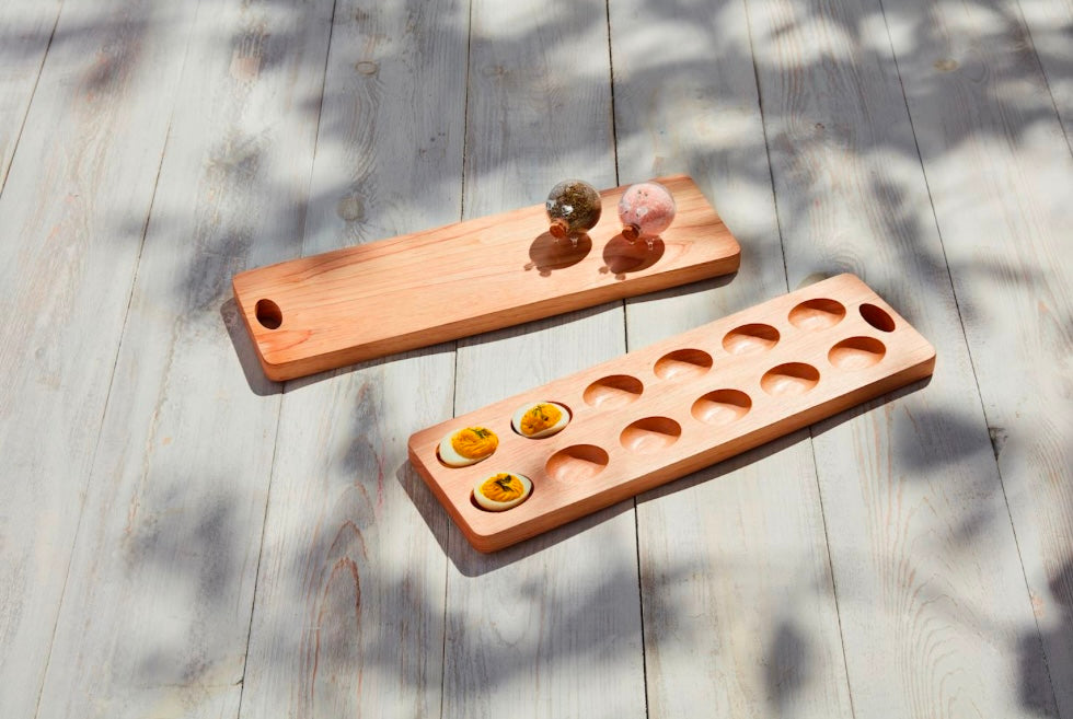 REVERSIBLE DEVILED EGG & SERVING BOARD MUD PIE