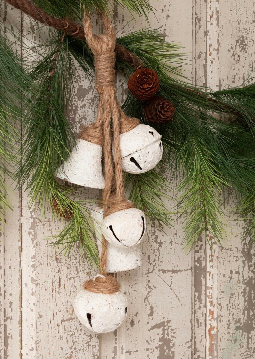 DISTRESSED HANGING WHITE BELLS