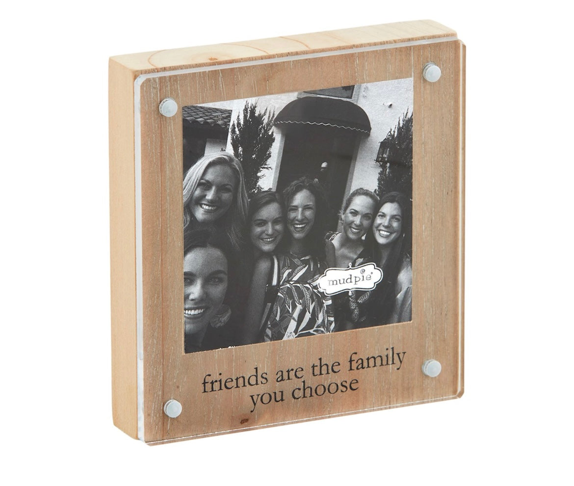 Friends photo sitter mud pie