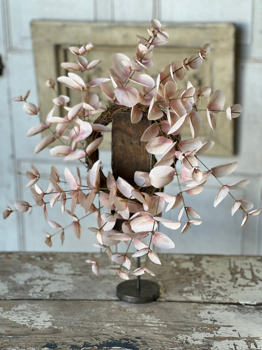 Blushing Eucalyptus Wreath | 15" |