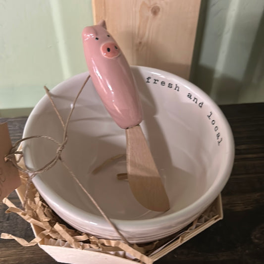 Pig tidbit set/2 mud pie