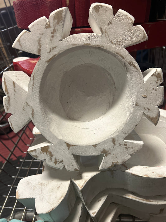 White snowflake dough bowl